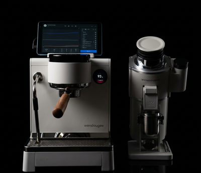 Wendougee LITA espresso machine with digital interface and sleek design, ideal for coffee enthusiasts.